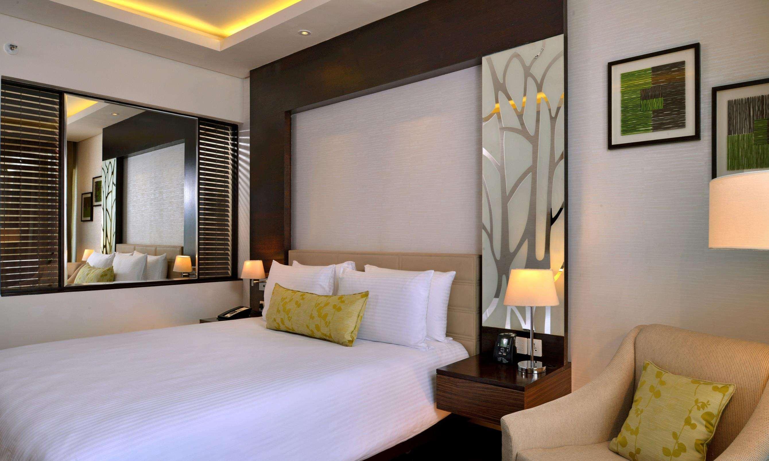 Hotel Doubletree By Hilton Gurugram Baani Square