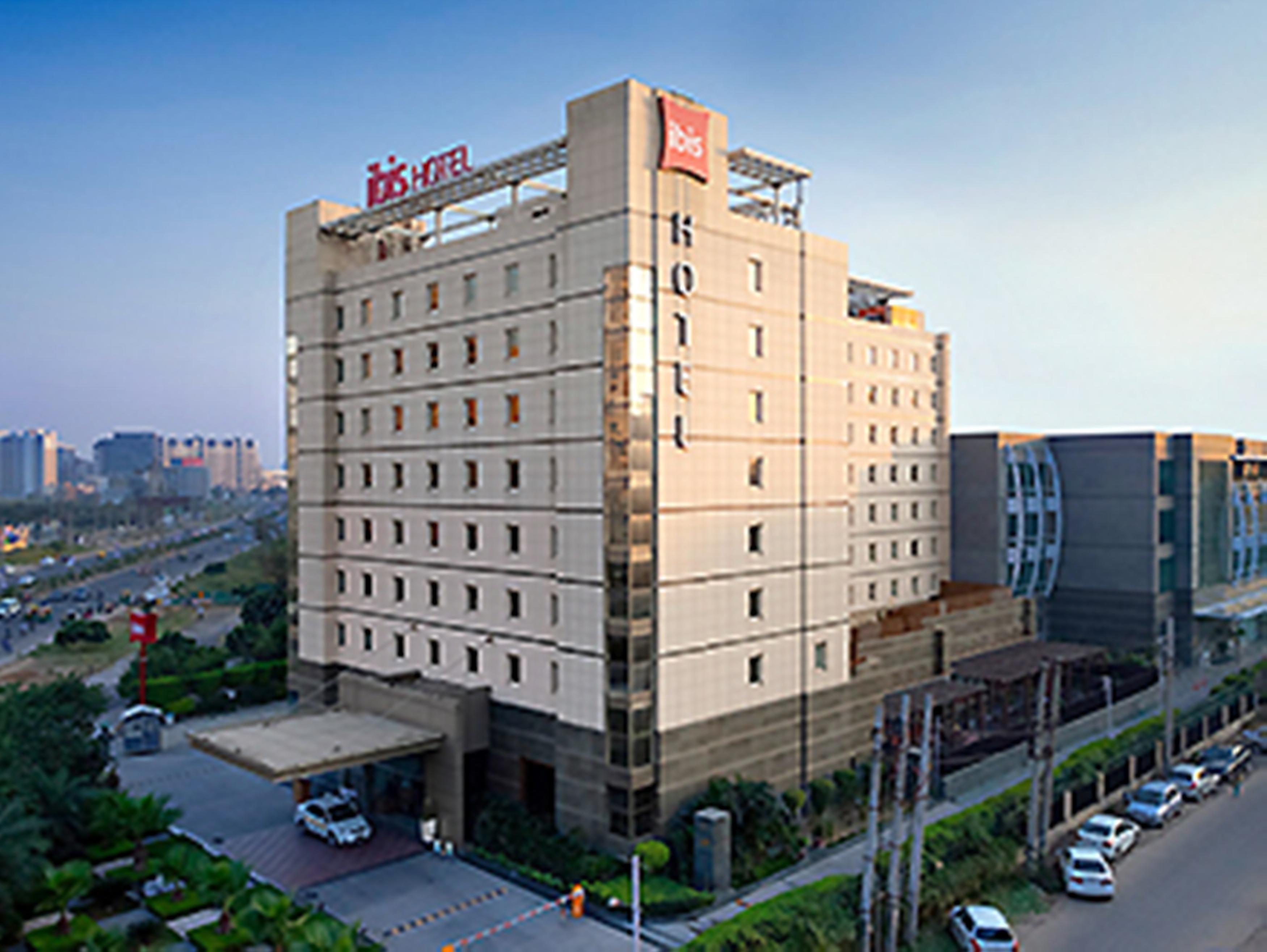 Hotel Ibis Golf Course Road - An Accor Brand 4*