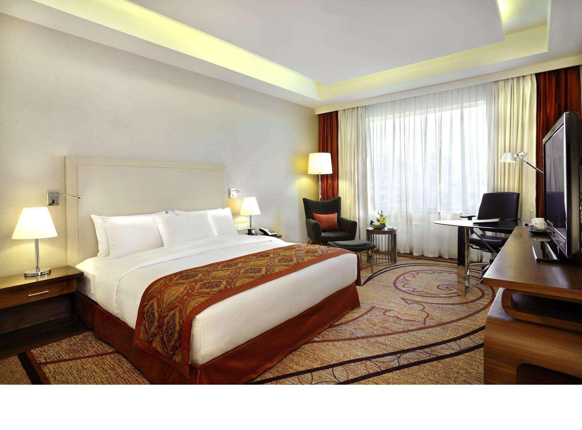 Hotel Doubletree By Hilton New Delhi Ncr 5*