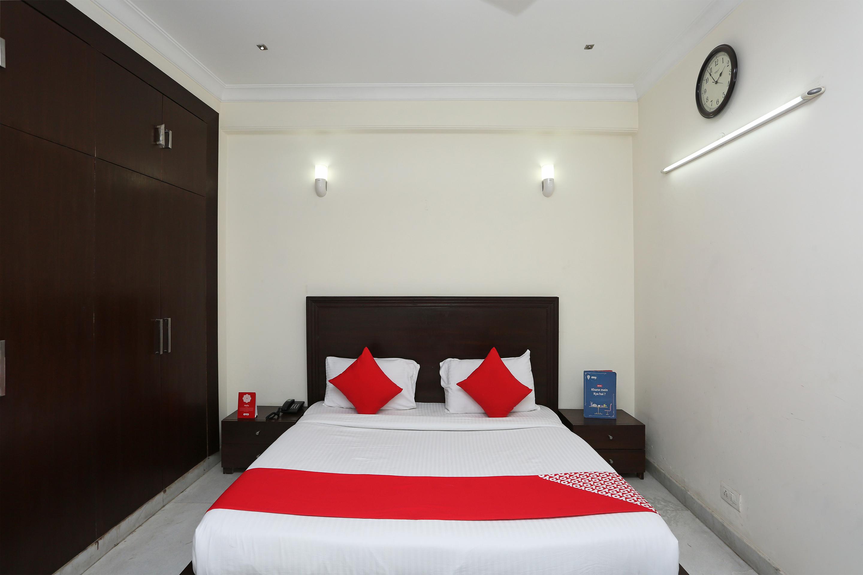 Oyo 15822 Ryan Residency Gurgaon