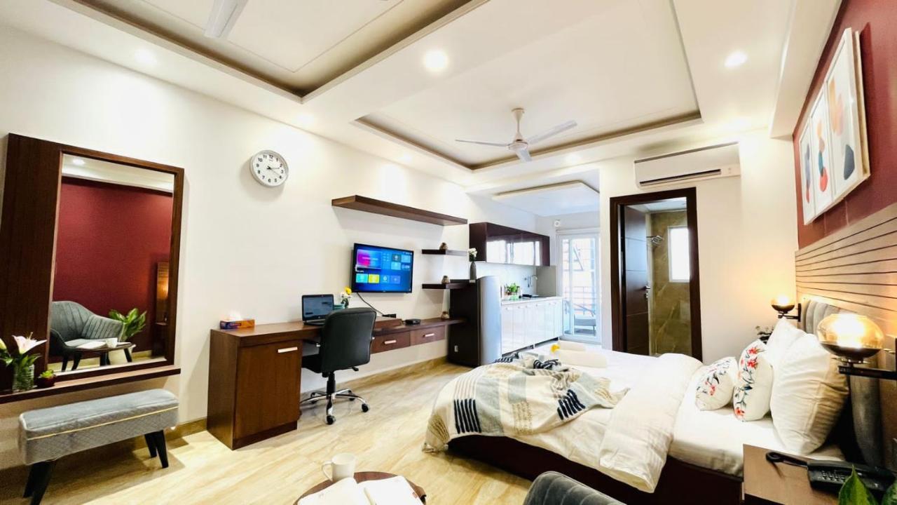 Zen - Dlf Cybercity Apartment *