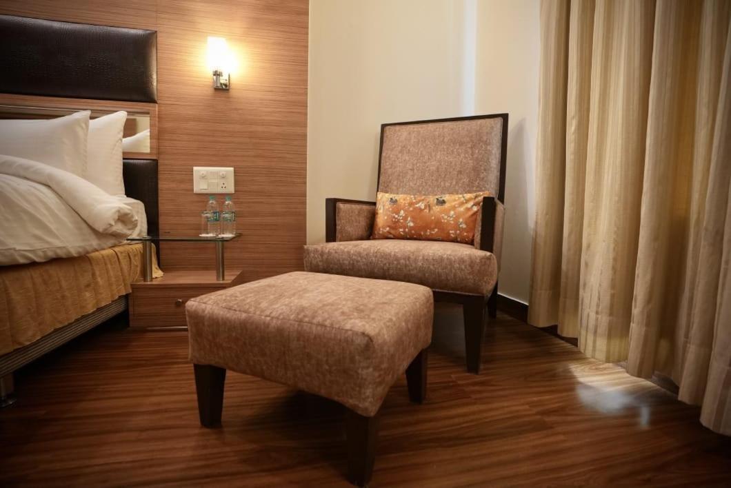Hotel Vits Gurugram 4*