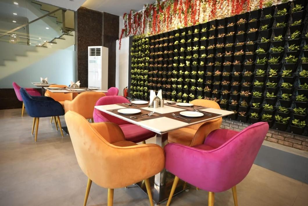 Hotel Vits Gurugram Gurgaon