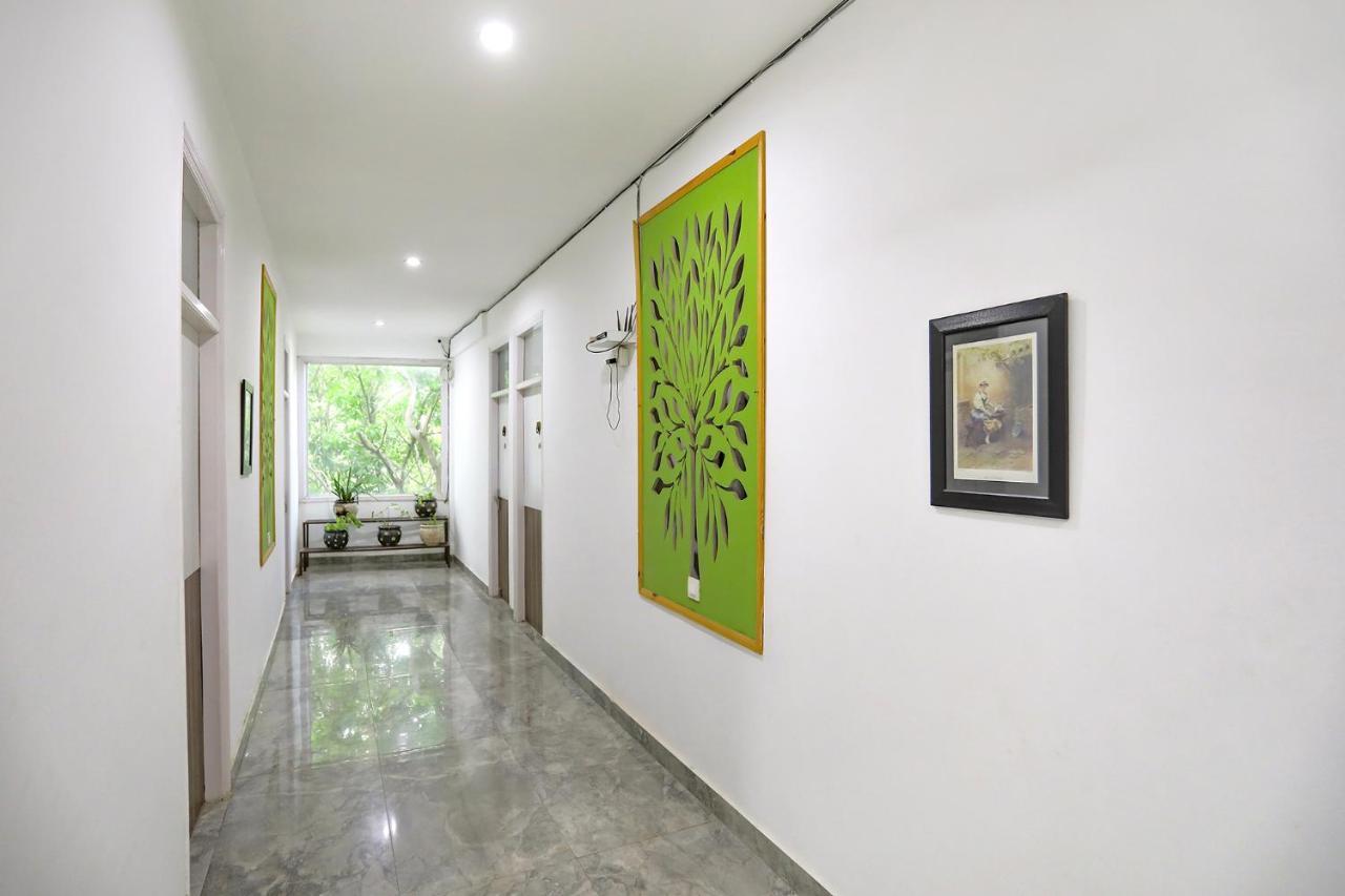 Hotel Fabhotel Aravali