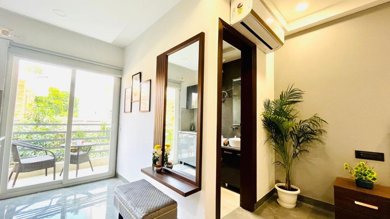 Apartment Zen - Dlf Cybercity