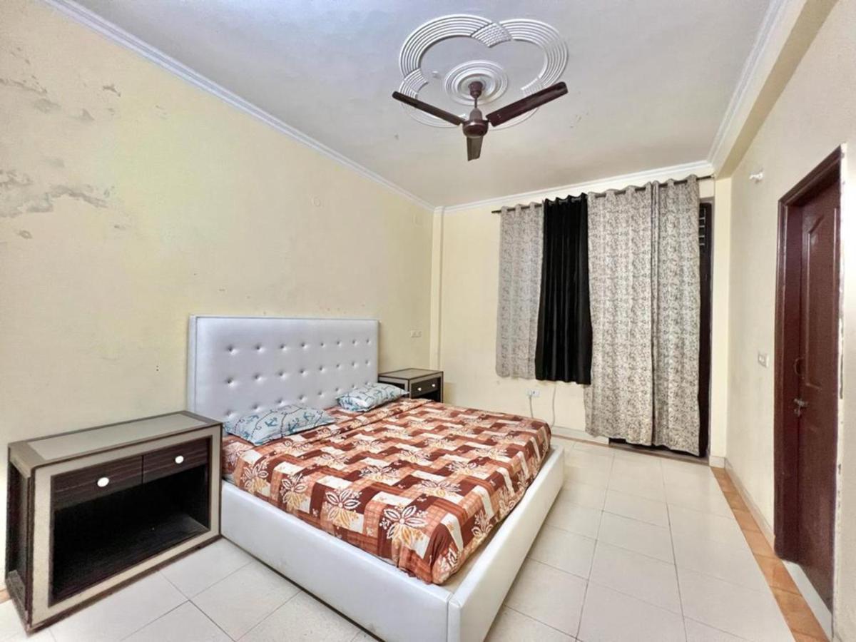 Spacious 3bhk On Terrace With Jacuzzi For Parties For Parties * Gurgaon