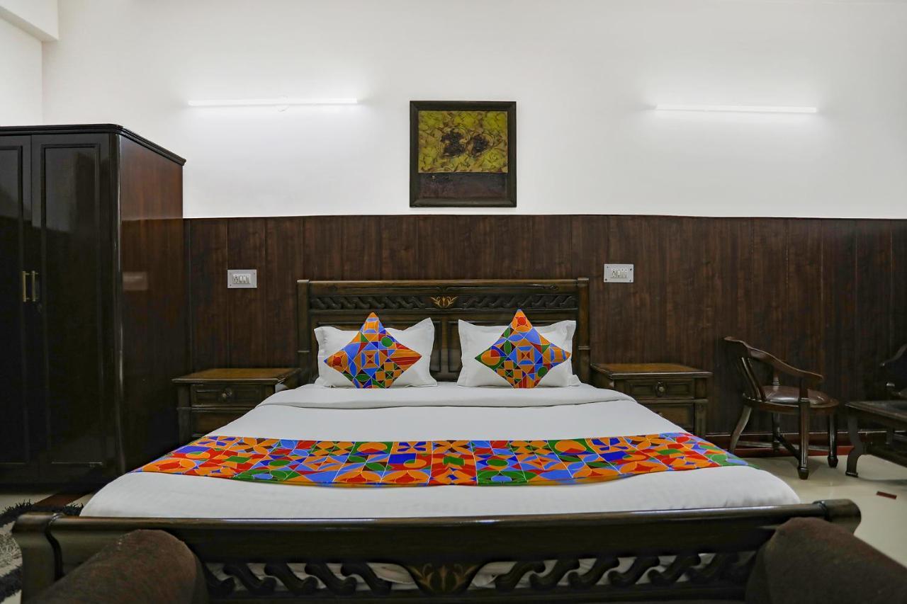 Fabhotel Traika Gurgaon