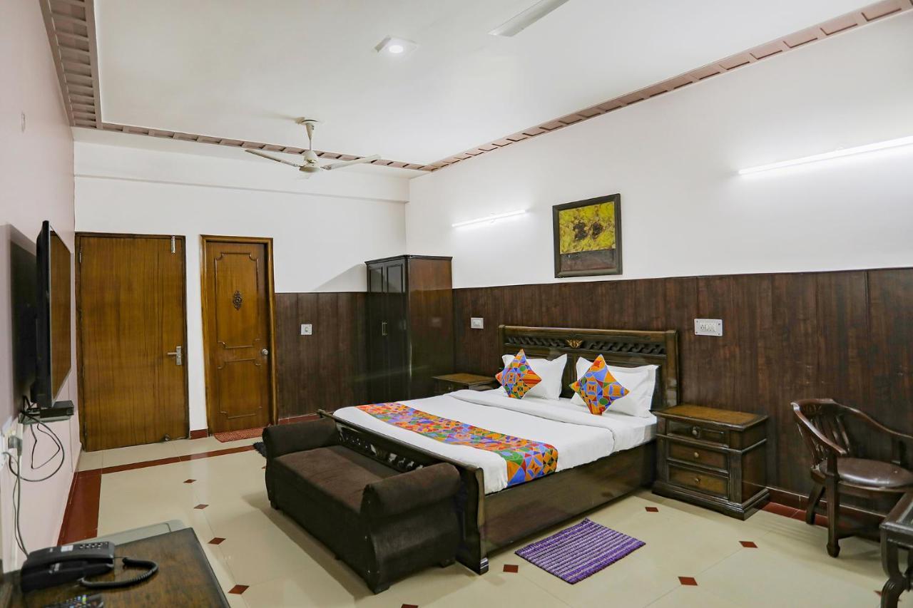 Fabhotel Traika Gurgaon