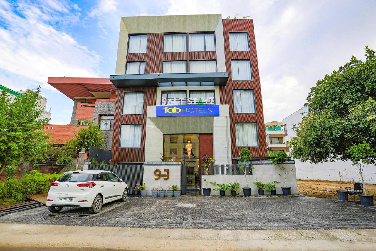 Fabhotel Luxe Stayz Moulsari Avenue Hotel 3*