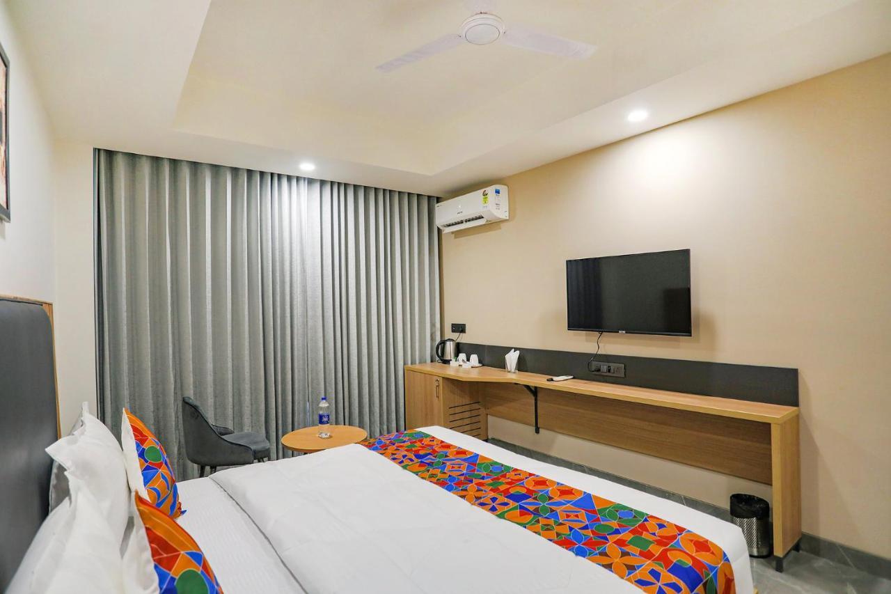 Hotel Fabhotel Luxe Stayz Moulsari Avenue Gurgaon
