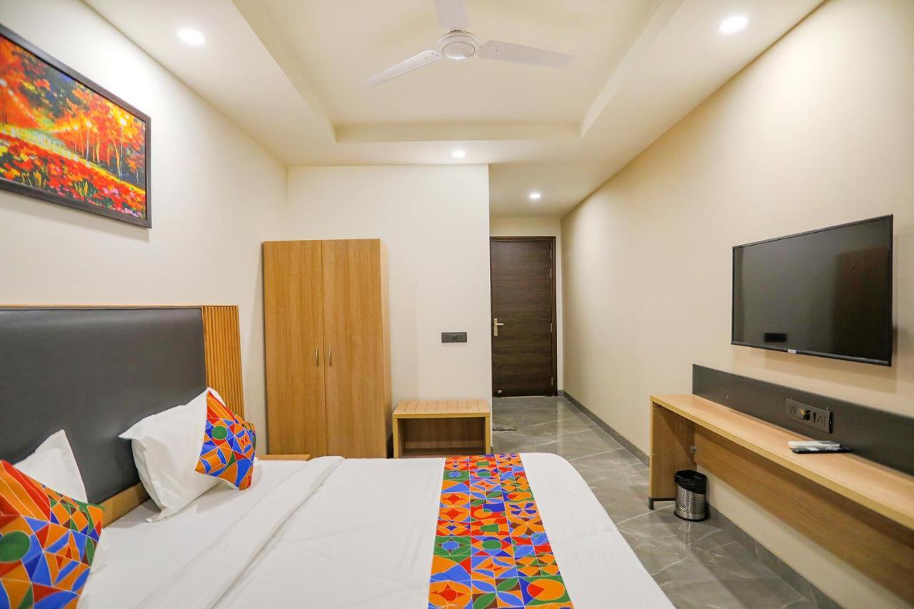 Fabhotel Luxe Stayz Moulsari Avenue Hotel Gurgaon