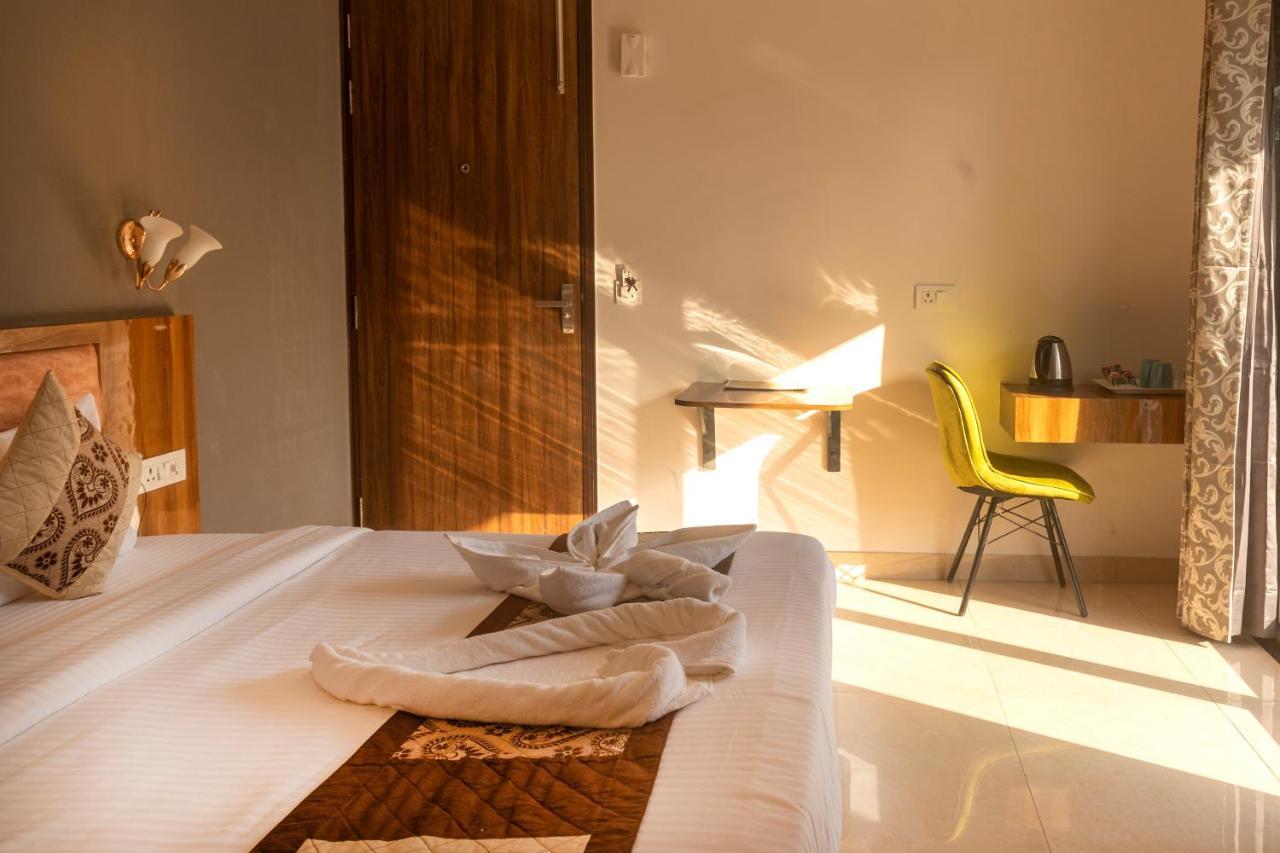 Posh Residency Huda Center Hotel Gurgaon