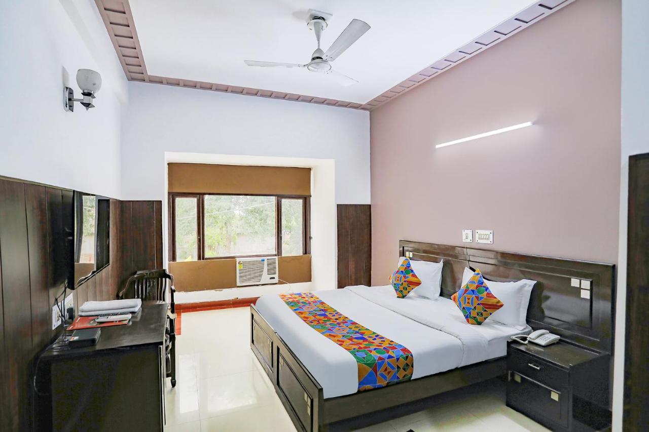 Fabhotel Traika Hotel