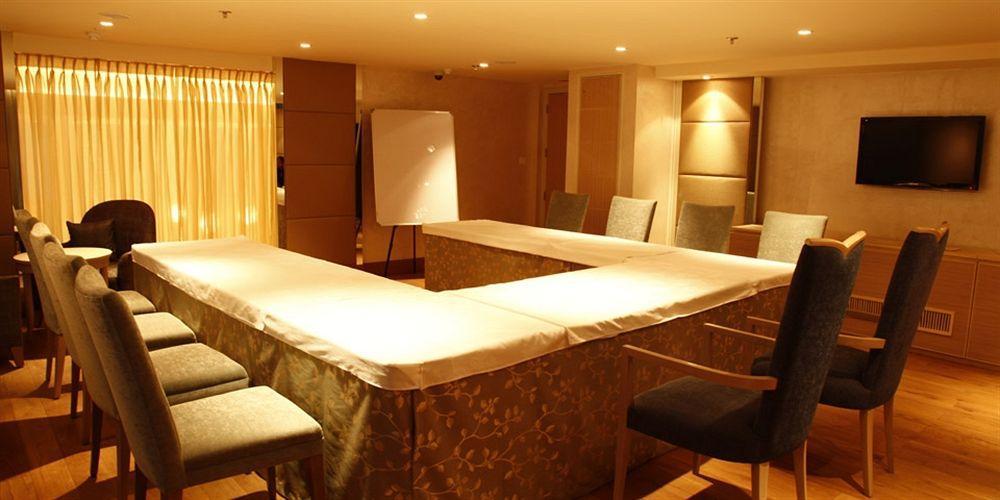 Hotel Clarens Gurgaon