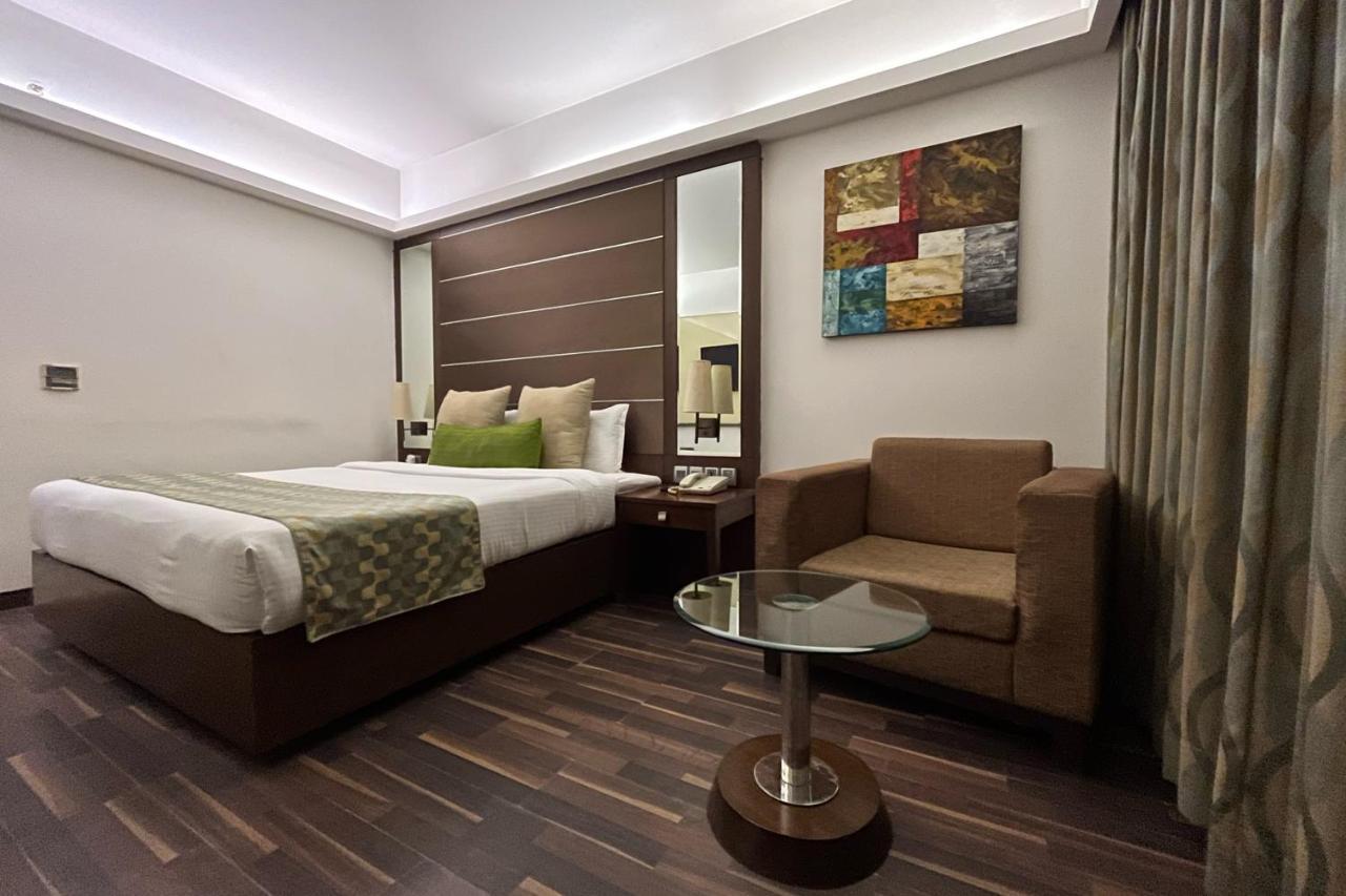Yuhi Mansions-a Boutique