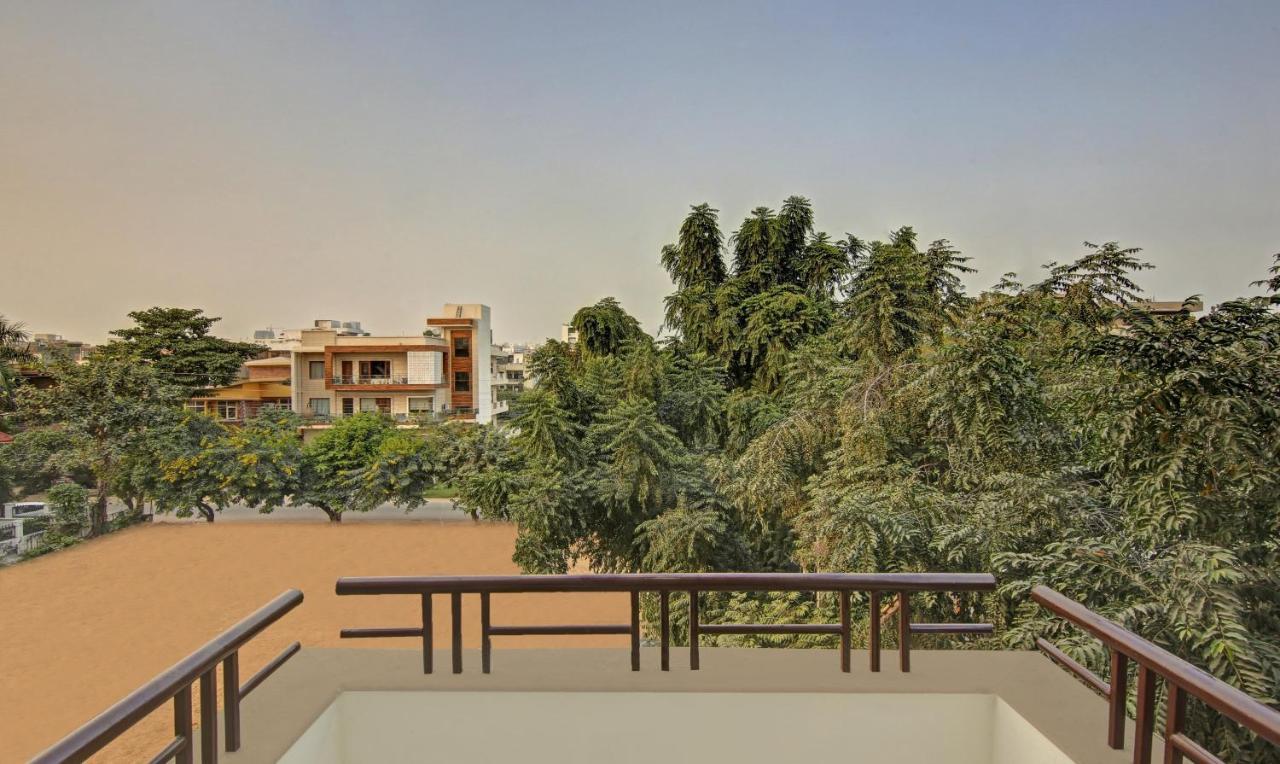 Treebo Trend Amexx Golf Course Road Hotel 3*