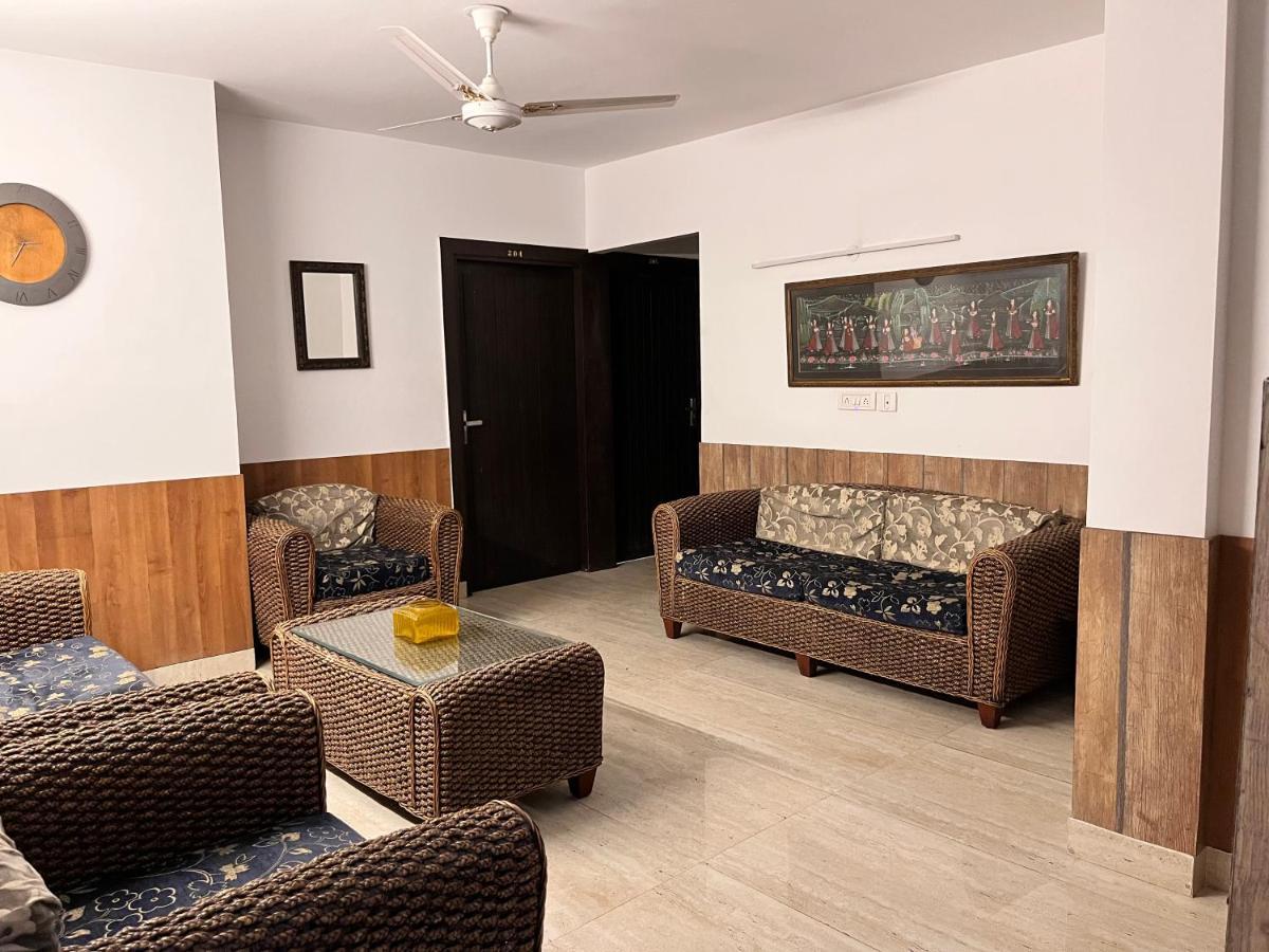 Hotel Aakritii