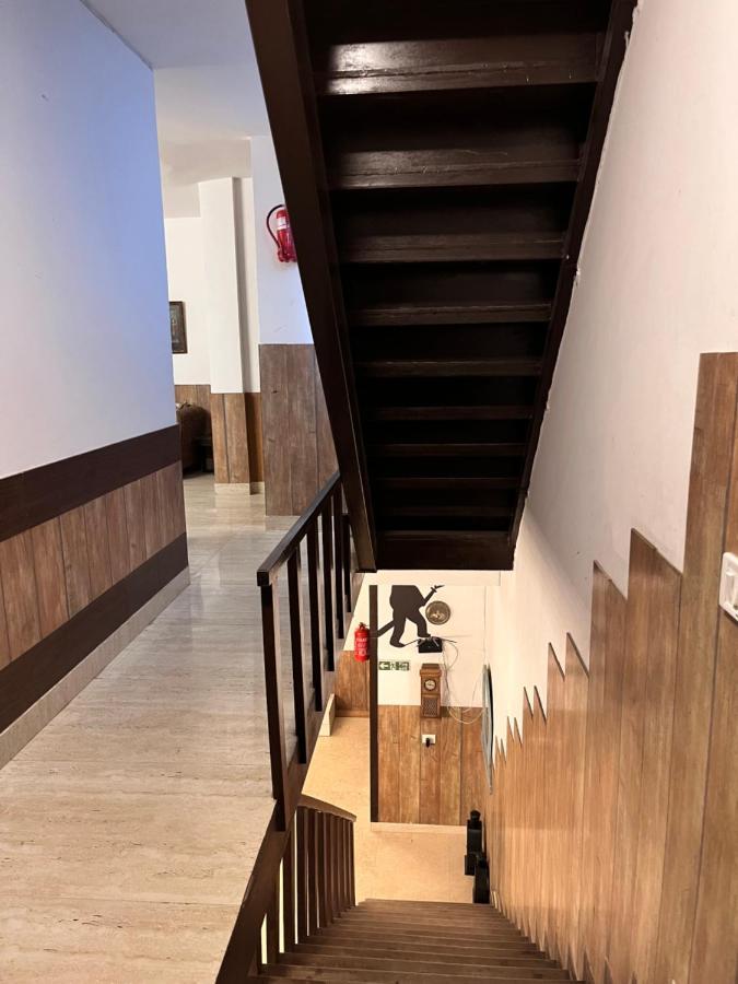 Aakritii Hotel Gurgaon