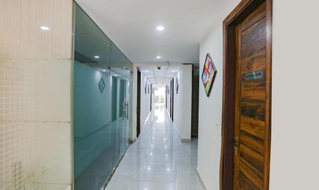 Fabhotel Amrit Residency 3* Gurgaon