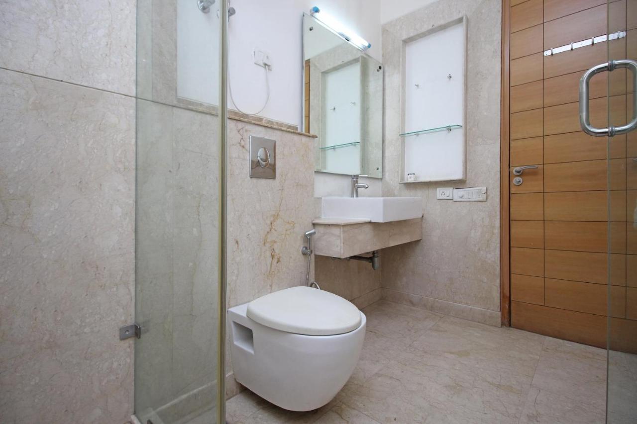 Oyo 9176 Aambson View Hotel Gurgaon