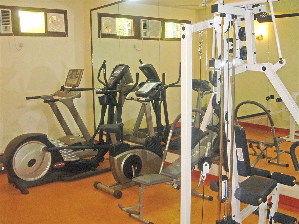 Hotel Ahuja Residency Dlf Phase 2 Gurgaon