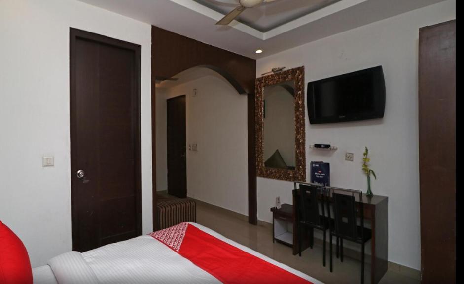 New Rajwada By Wb * Gurgaon