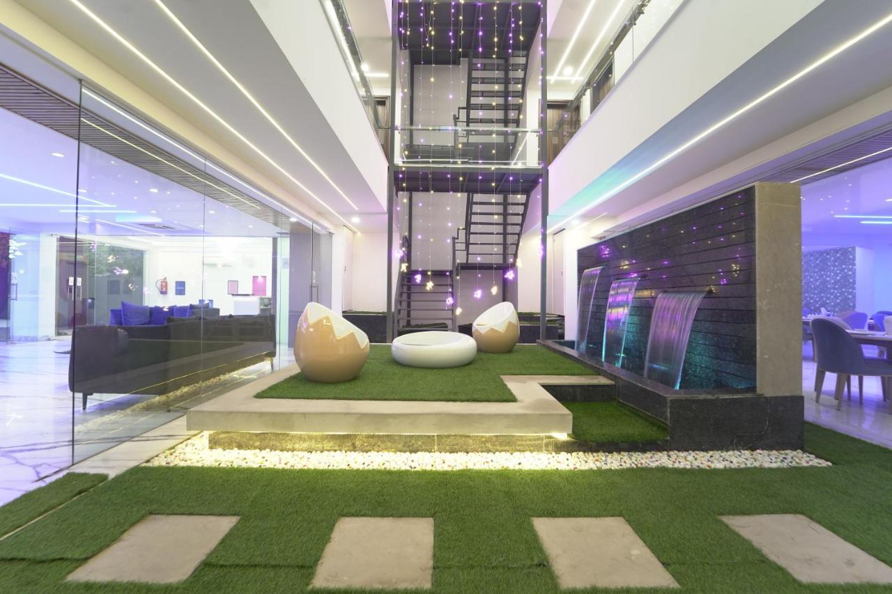 Vaabi Saabi Hotel Gurgaon