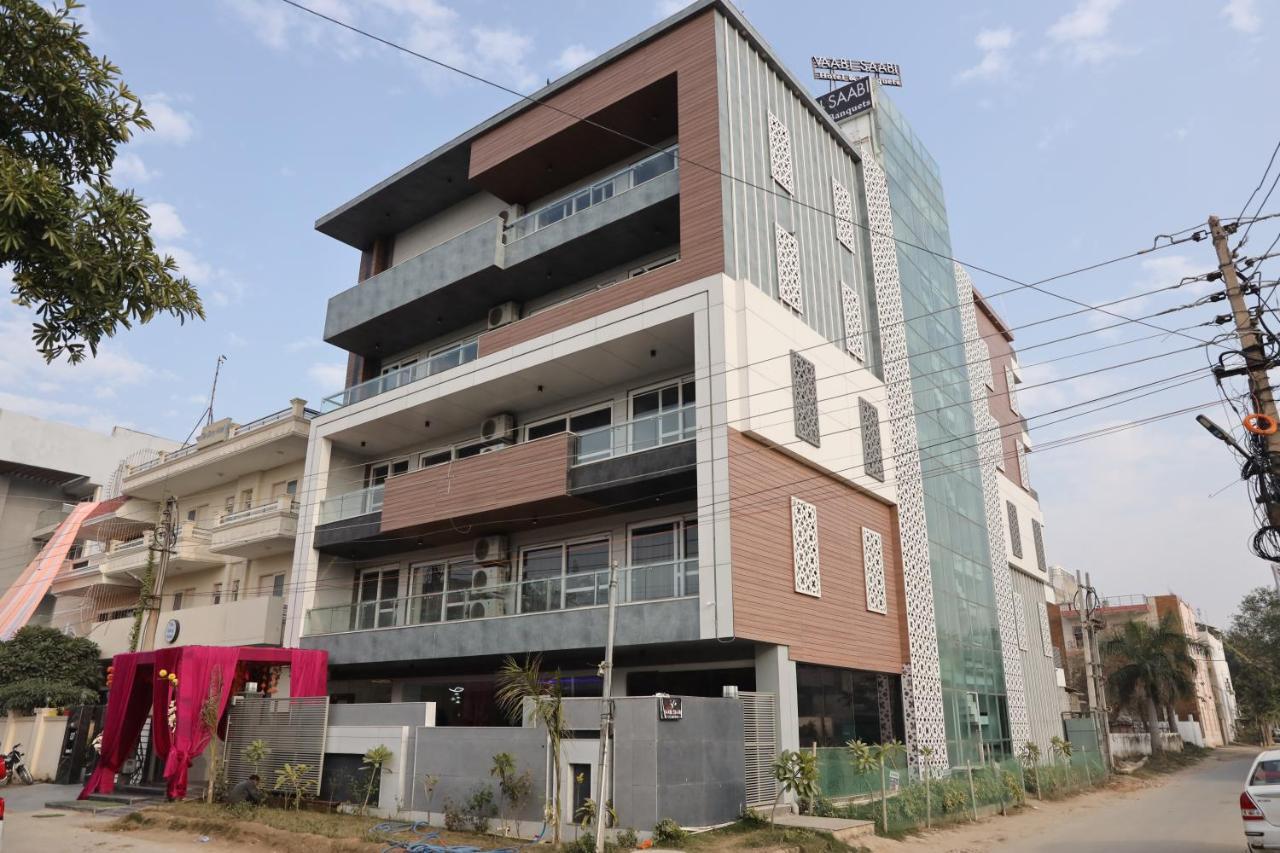 Hotel Vaabi Saabi Gurgaon