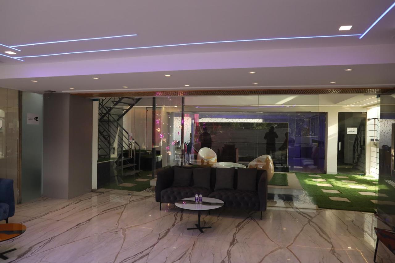 Vaabi Saabi Hotel Gurgaon