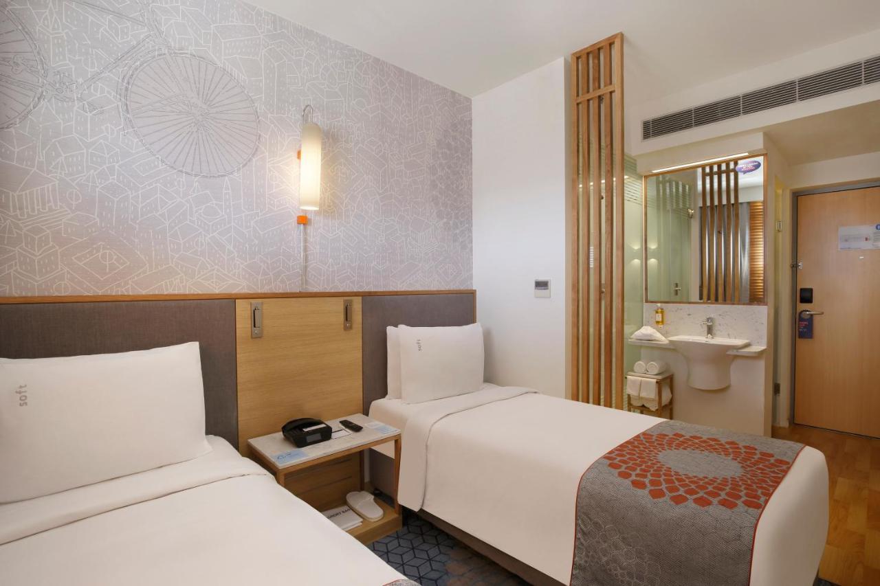 Express Gurugram Sector 50 By Ihg Hotel Gurgaon