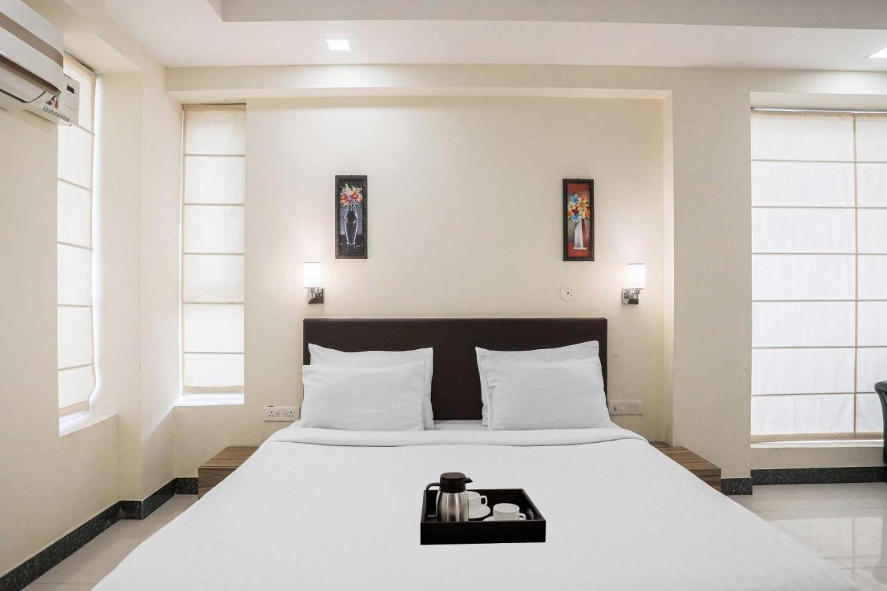 Townhouse 1120 Moonlight Residency Near Appu Ghar Hotel