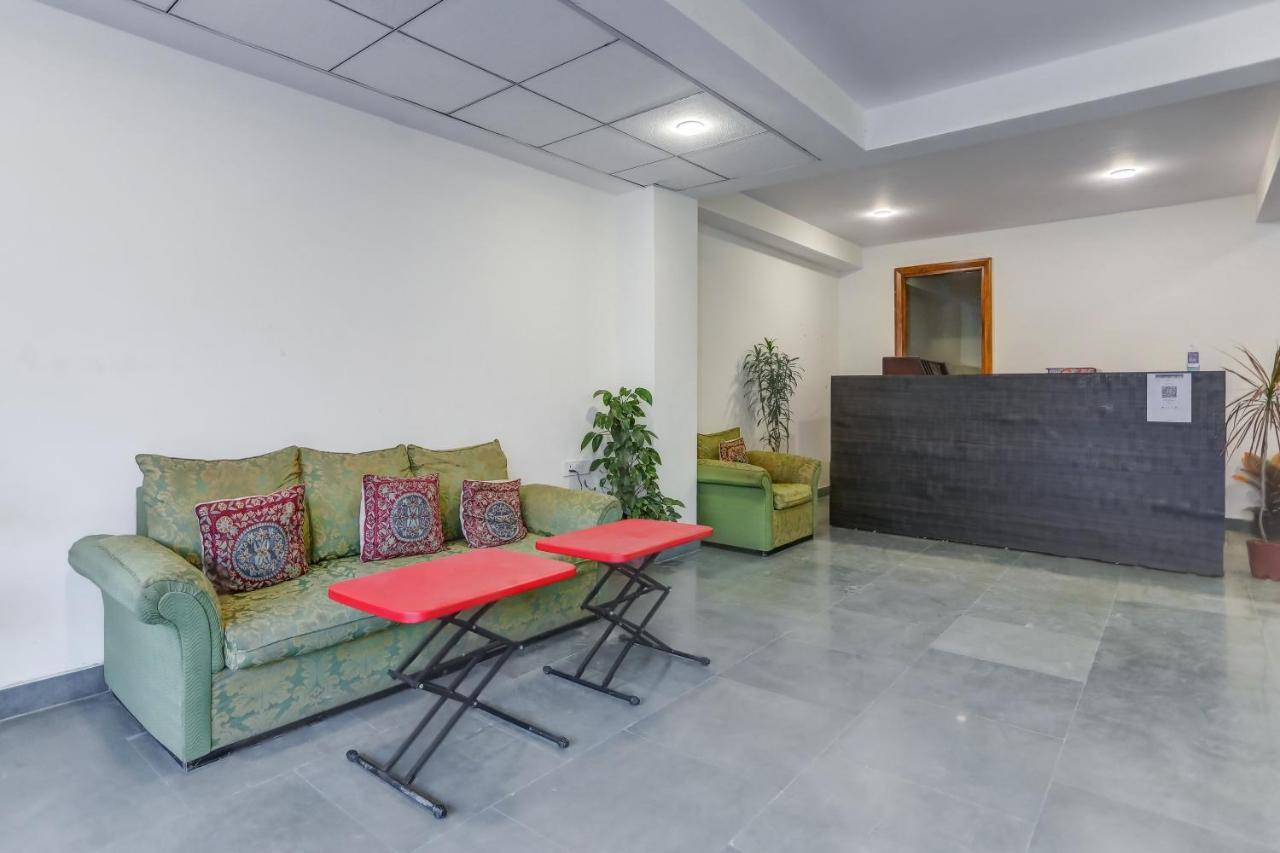 Collection O The Doors Near Appu Ghar Hotel Gurgaon