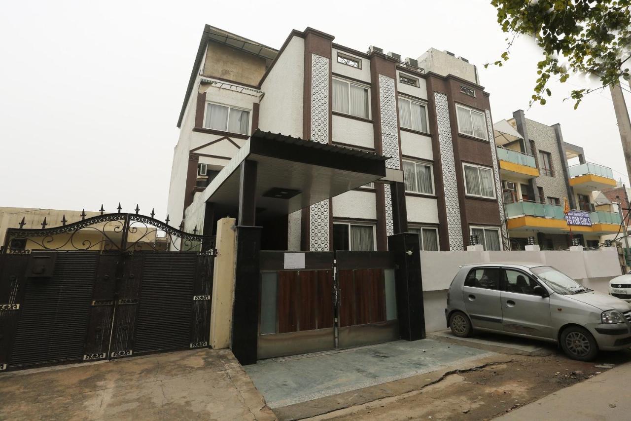 The Avenue Residency Near Leisure Valley Park Hotel