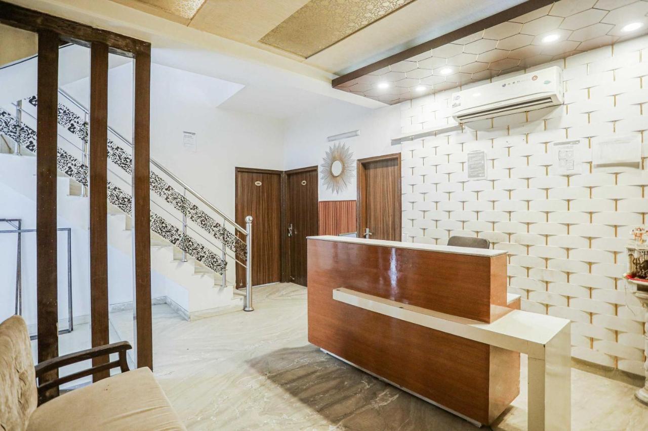 Townhouse 1120 Moonlight Residency Near Appu Ghar