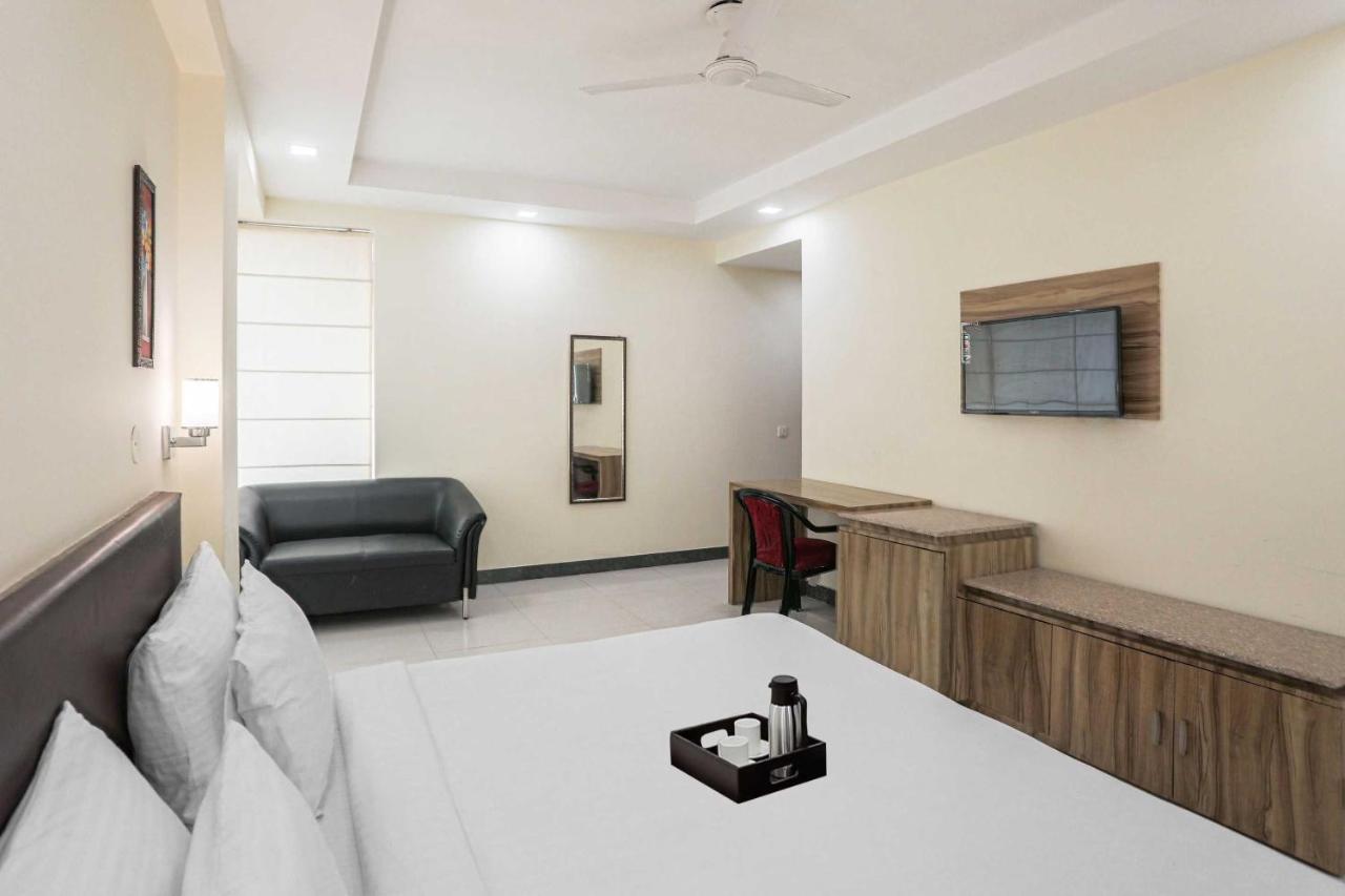 Townhouse 1120 Moonlight Residency Near Appu Ghar