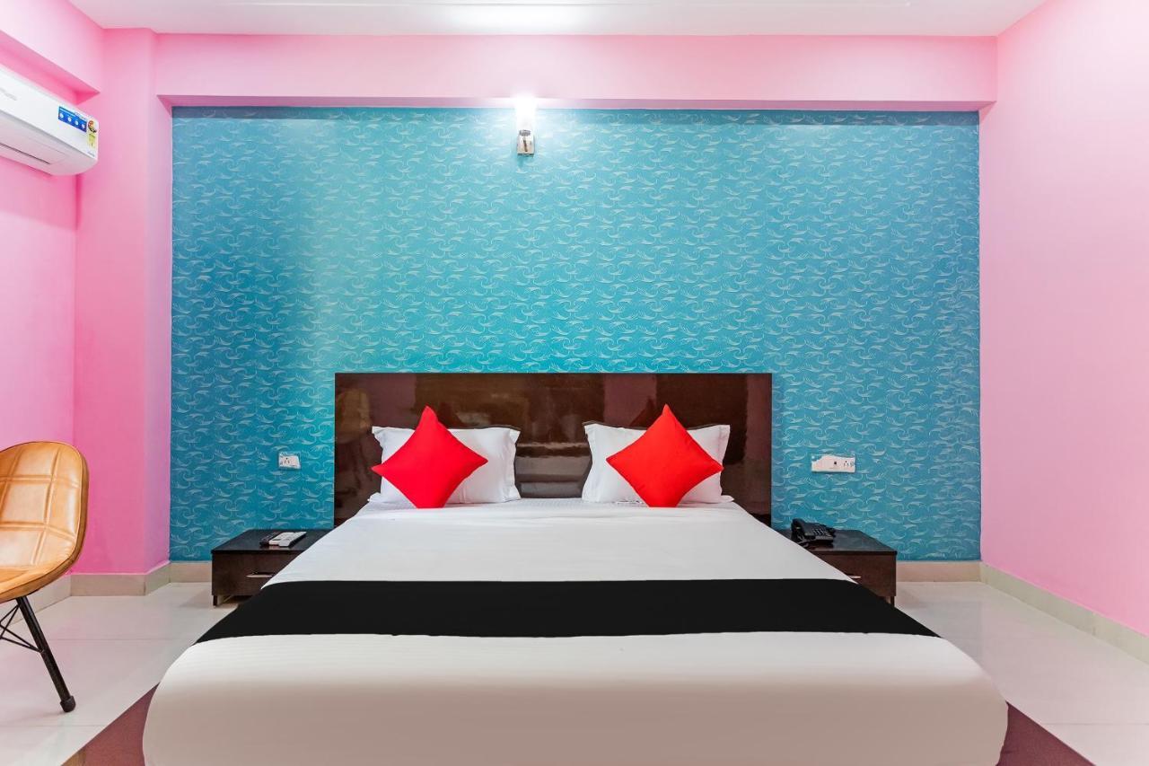 Hotel Capital O Harish Residency
