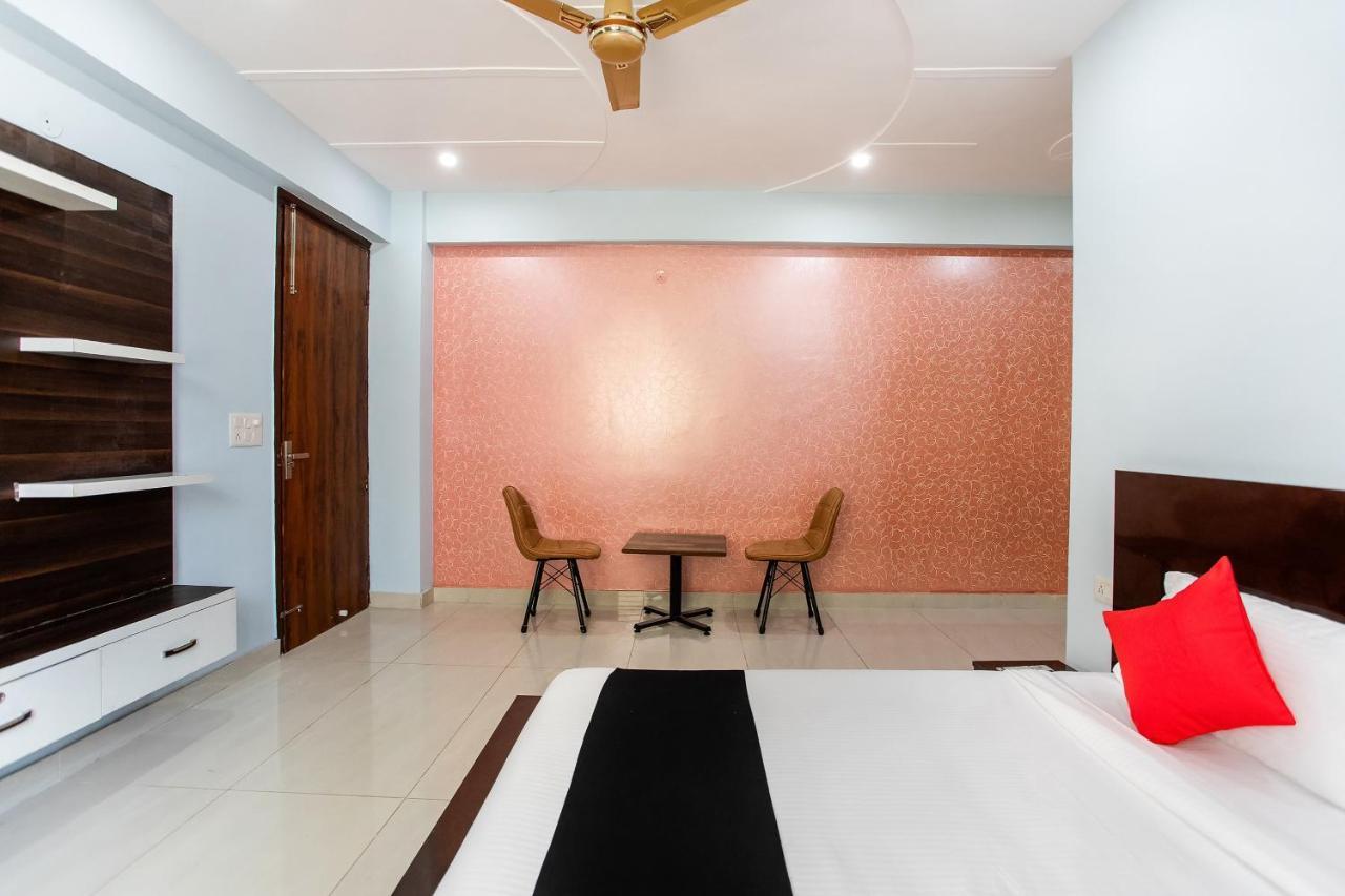 Capital O Harish Residency