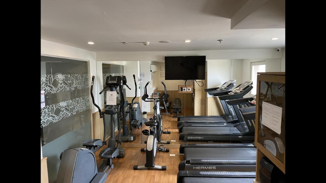 Express Gurugram Sector 50 By Ihg Hotel Gurgaon