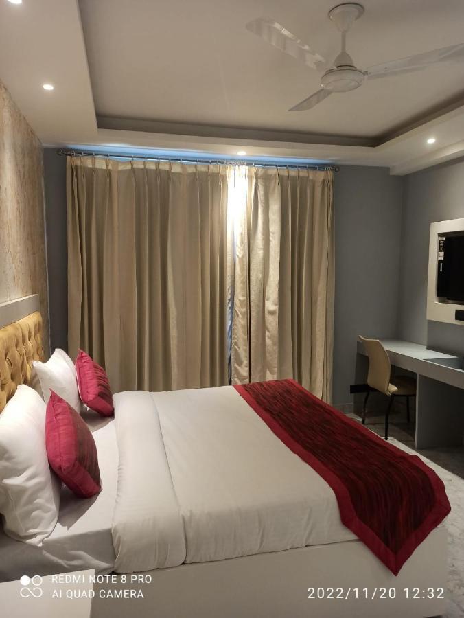 Vs Residency * Gurgaon