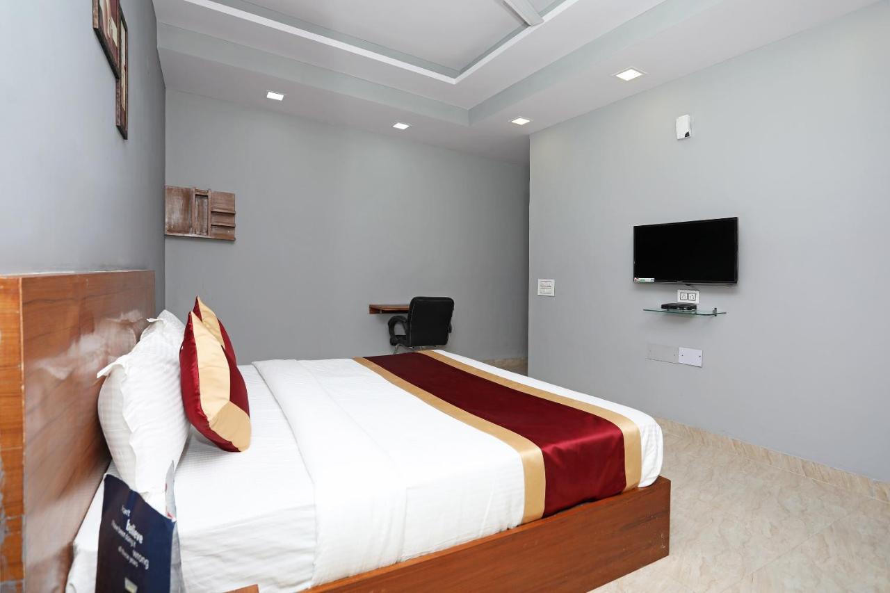 Capital O Aashiyana Paradise Near Omaxe Mall Hotel Gurgaon