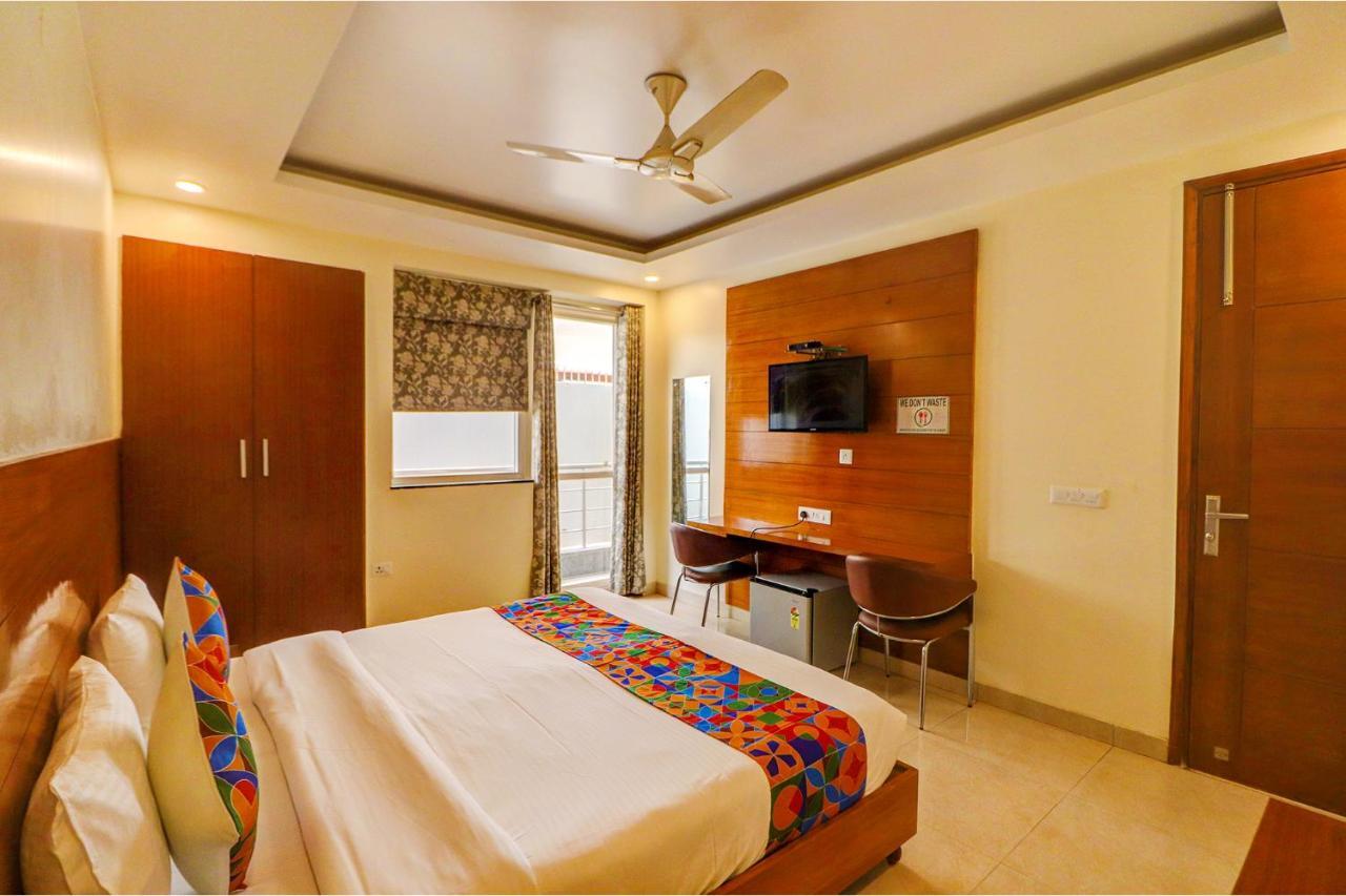 The Aroma Residency-sector 47corporate Family Friendly Gurugram View Gurgaon