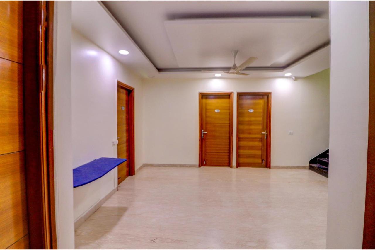 Hotel The Aroma Residency-sector 47corporate Family Friendly Gurugram View 4*