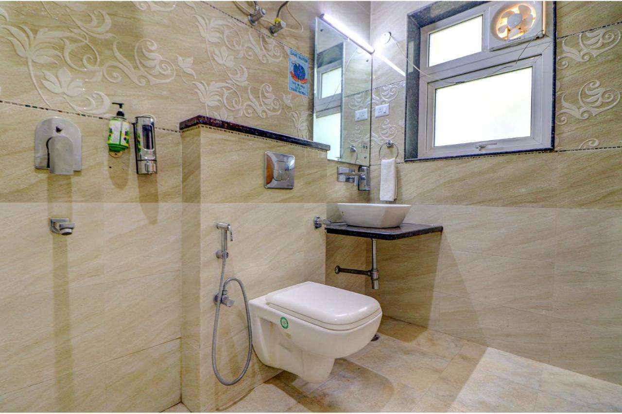 The Aroma Residency-sector 47corporate Family Friendly Gurugram View Hotel 4*