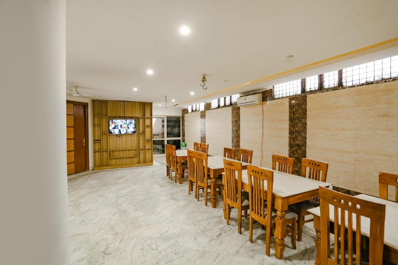 Hotel Oyo Townhouse 1095 Birdhouse Gurgaon
