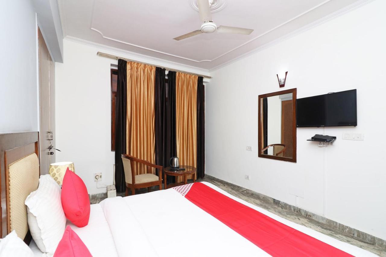 Birdhouse Guest house 3*