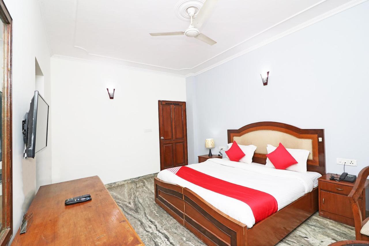 Guest house Birdhouse Gurgaon