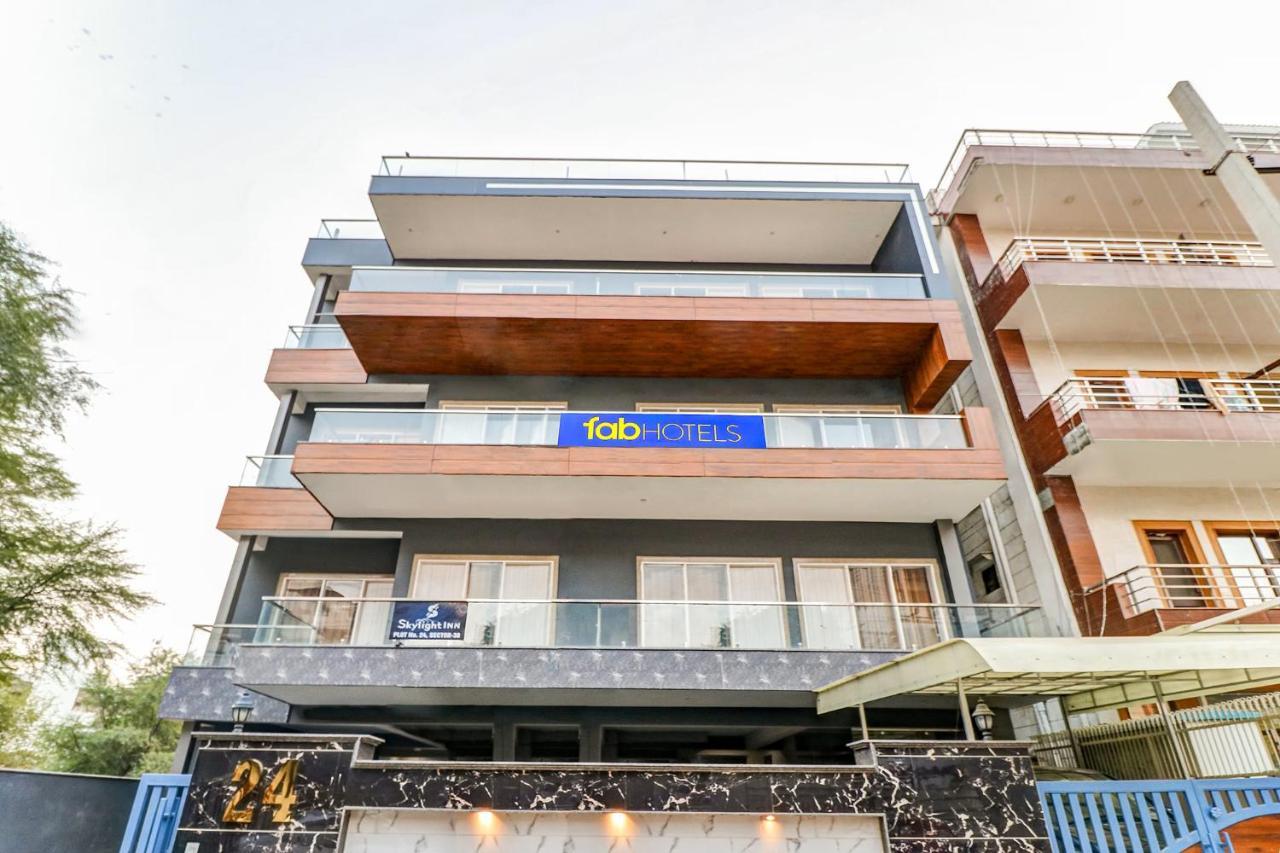 Fabhotel Skylight Near Medanta Hospital 3* Gurgaon