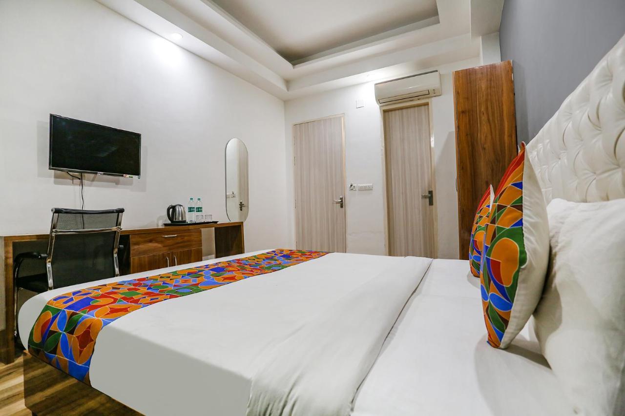 Fabhotel Skylight Near Medanta Hospital Hotel Gurgaon