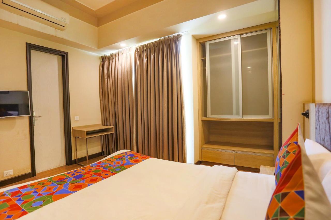 Fabhotel Sapphire 83 3*