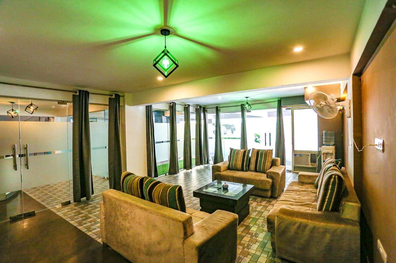 Fabhotel Skylight Near Medanta Hospital Hotel Gurgaon